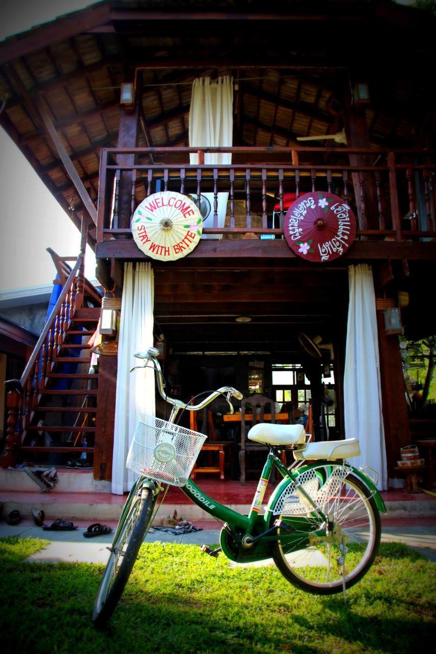 Stay With Brite The Home-Stay In Chiang Mai Exterior photo